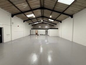 The Parade, Ferndale for lease Interior Photo- Image 2 of 3