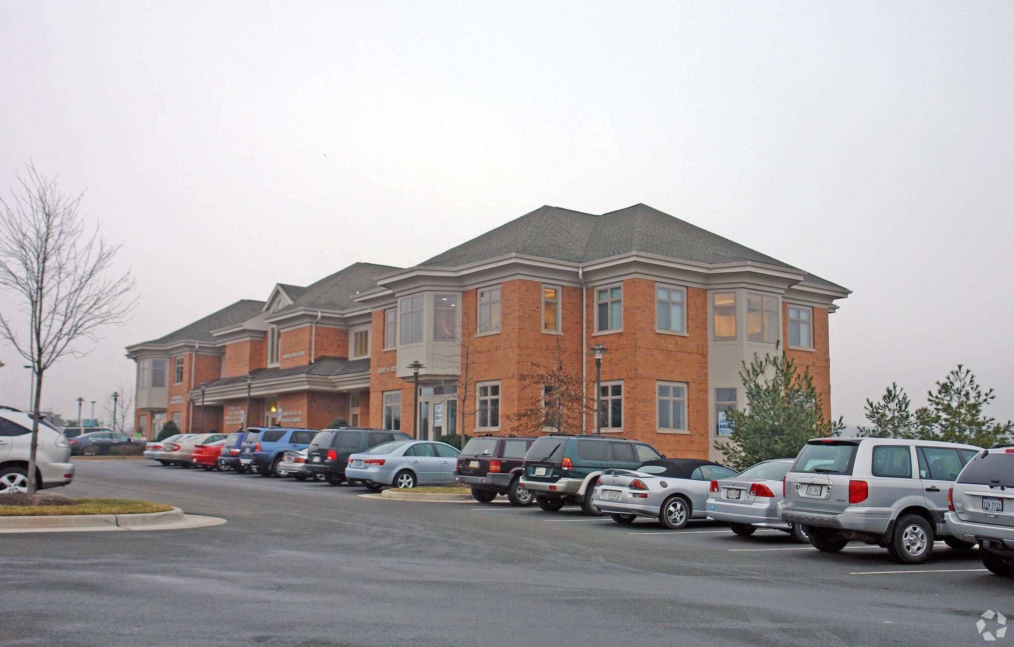 46165 Westlake Dr, Potomac Falls, VA for lease Primary Photo- Image 1 of 4