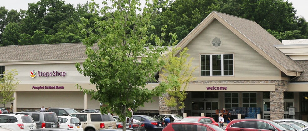 3999-4001 Albany Post Rd, Hyde Park, NY à louer - Photo du bâtiment - Image 3 de 10