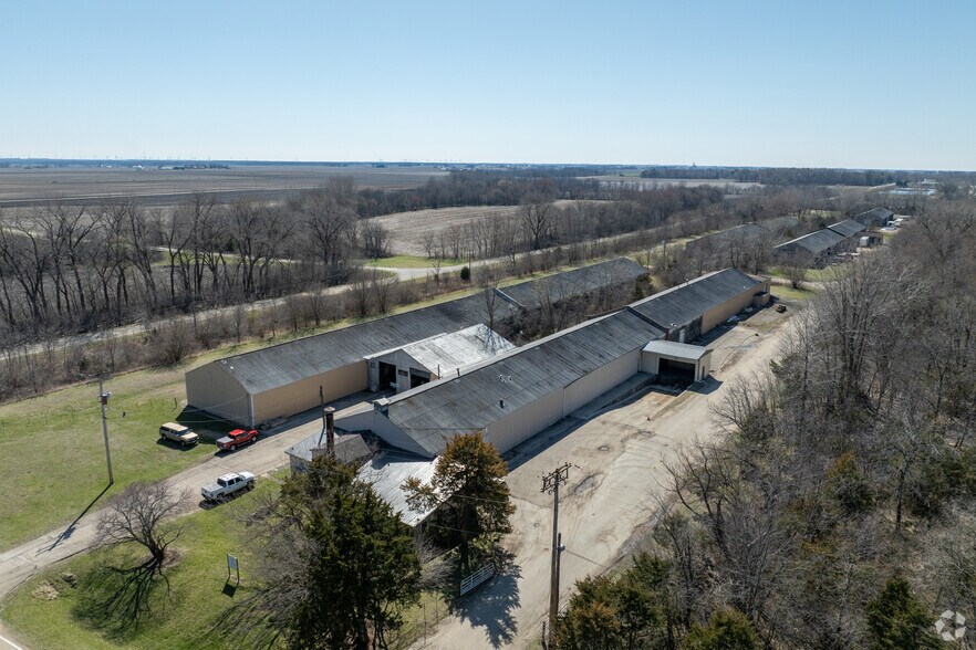 987 Subic Rd, Dixon, IL à vendre - Photo du bâtiment - Image 3 de 5