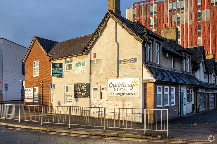 42 Eastgate St, Stafford à louer - Photo du bâtiment - Image 2 de 2