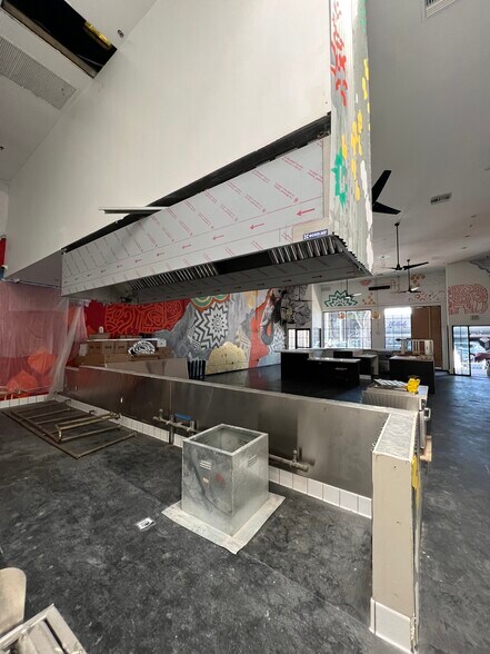 13002-13006 Philadelphia St, Whittier, CA à louer - Photo du bâtiment - Image 2 de 13