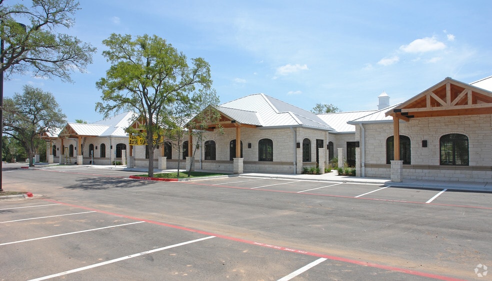 6911 N FM 620, Austin, TX for lease - Building Photo - Image 2 of 12