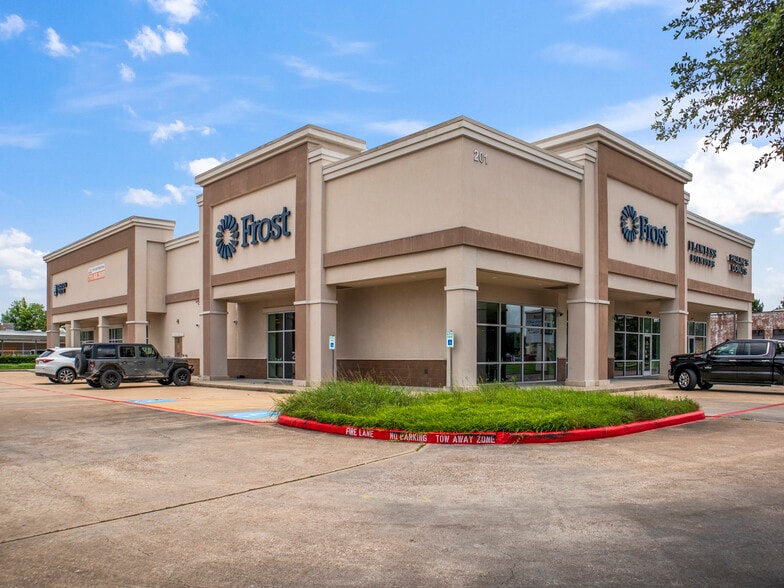 201 S FM 270, League City, TX for sale - Building Photo - Image 2 of 6