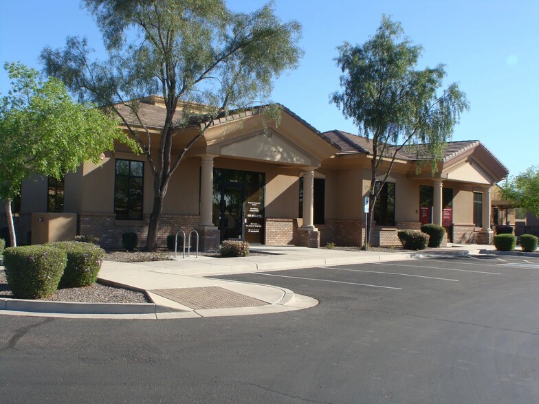 1635 N Greenfield Rd, Mesa, AZ for lease - Building Photo - Image 2 of 10