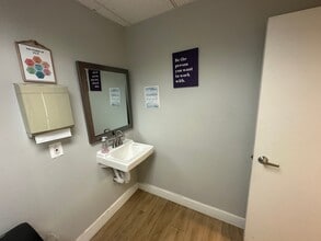 10505 Judicial Dr, Fairfax, VA for lease Interior Photo- Image 2 of 3