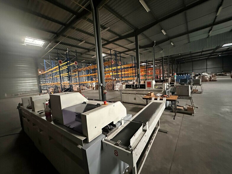 Industrial in Illkirch-Graffenstaden for lease - Interior Photo - Image 3 of 12