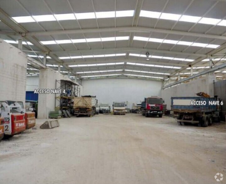 Avenida Cristóbal Colón, 301, Guadalajara, Guadalajara à vendre - Photo du bâtiment - Image 3 de 10