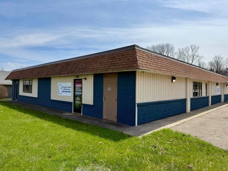 510 E Columbia Ave, Battle Creek, MI for lease - Building Photo - Image 2 of 6