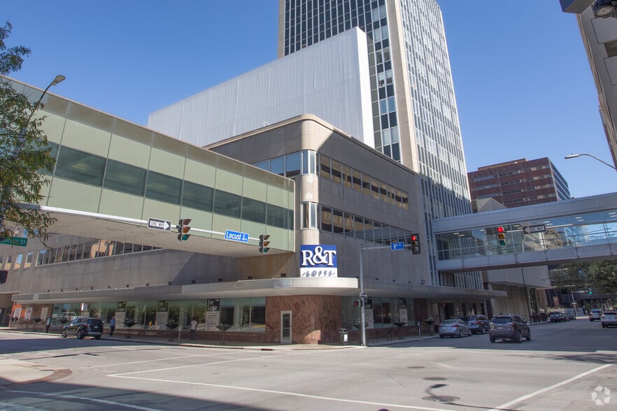 717 Locust St, Des Moines, IA à louer - Photo principale - Image 1 de 30