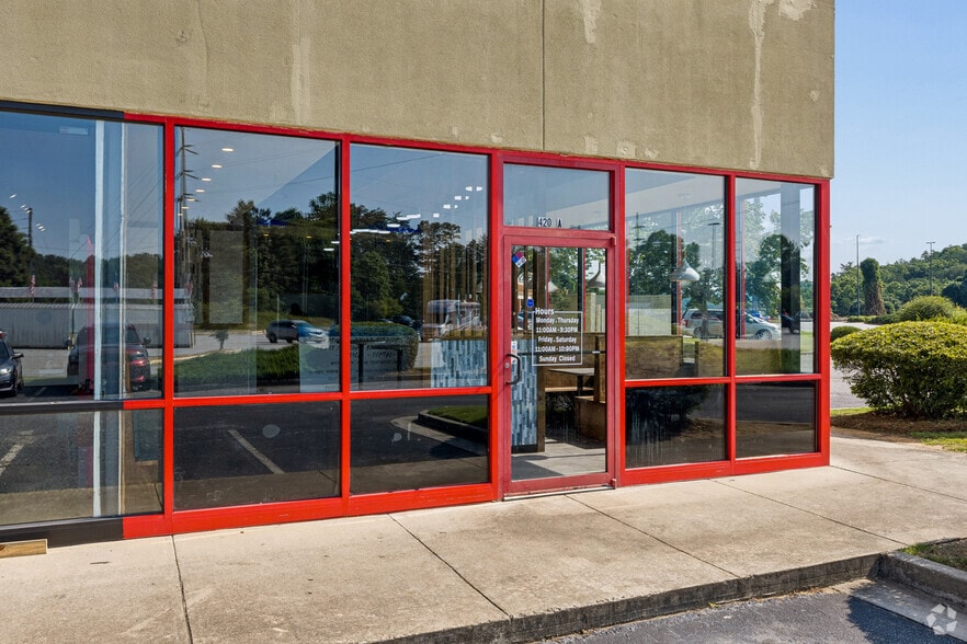 420 Walmart Way, Dahlonega, GA for lease - Building Photo - Image 3 of 12