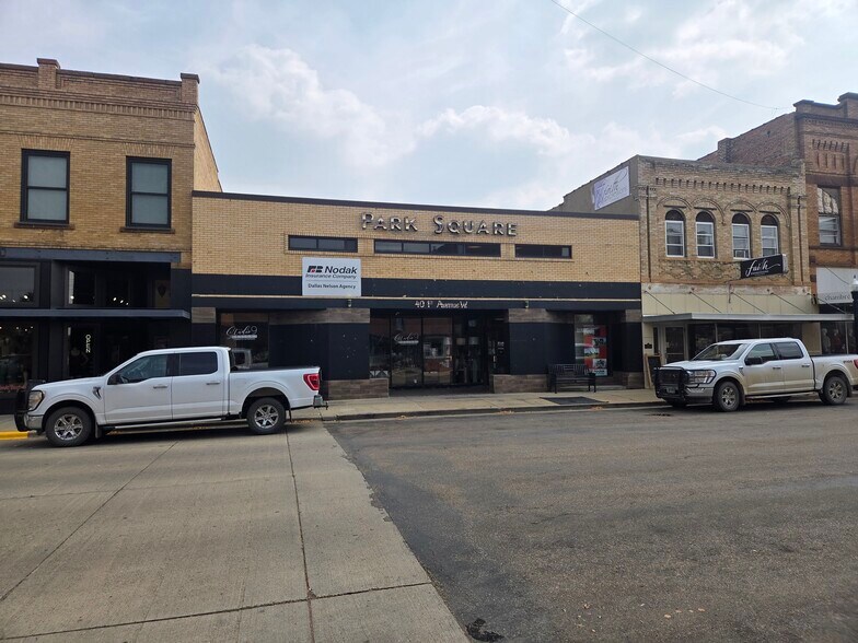 40 1st Ave W, Dickinson, ND à louer - Photo du bâtiment - Image 3 de 3