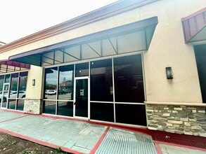 6906 Airline Dr, Houston, TX for lease Building Photo- Image 1 of 1
