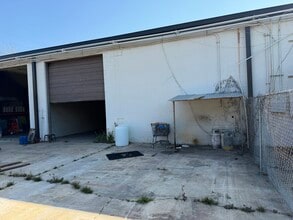 11303-11311 Jones Rd W, Houston, TX for lease Building Photo- Image 1 of 5