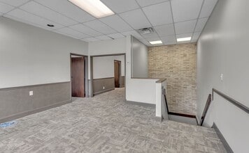 33 Music Sq W, Nashville, TN for lease Building Photo- Image 1 of 4