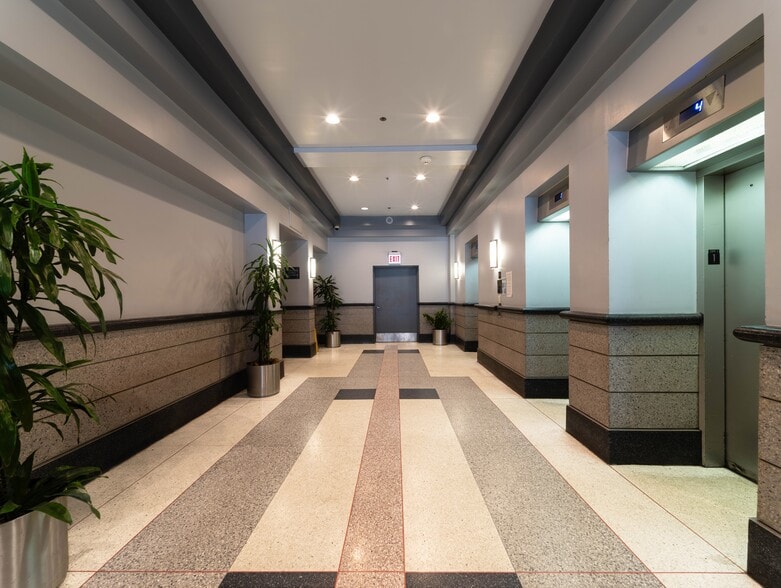 414 N Orleans St, Chicago, IL for lease - Interior Photo - Image 3 of 10