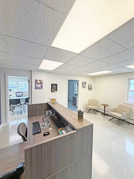 860 Main St, Sanford, ME for sale - Building Photo - Image 2 of 11