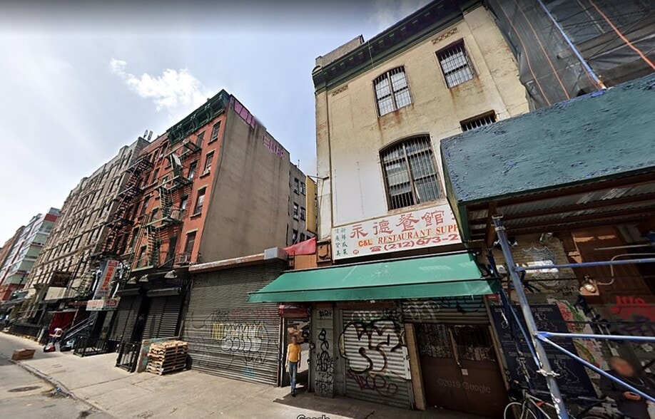 89 Ludlow St, New York, NY 10002, New York, NY à vendre - Photo du bâtiment - Image 2 de 5