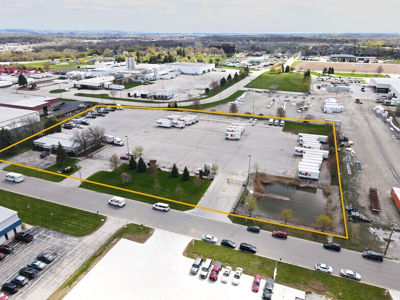 1135 Contract Dr, Green Bay, WI à louer - Aérien - Image 2 de 4