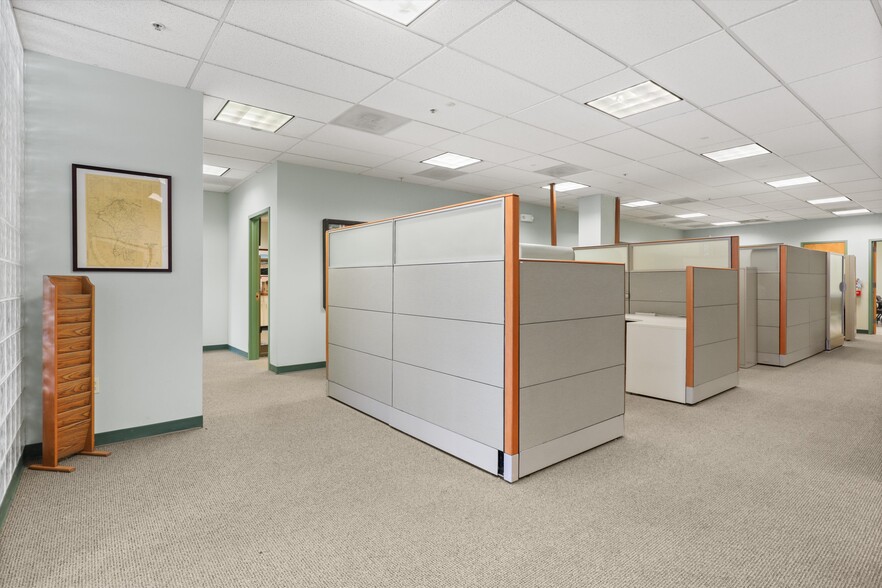 339 Buschs Frontage Rd, Annapolis, MD for sale - Interior Photo - Image 3 of 104