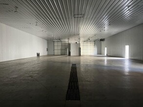 962 Neubling Ave, Evansville, IN for sale Interior Photo- Image 2 of 2