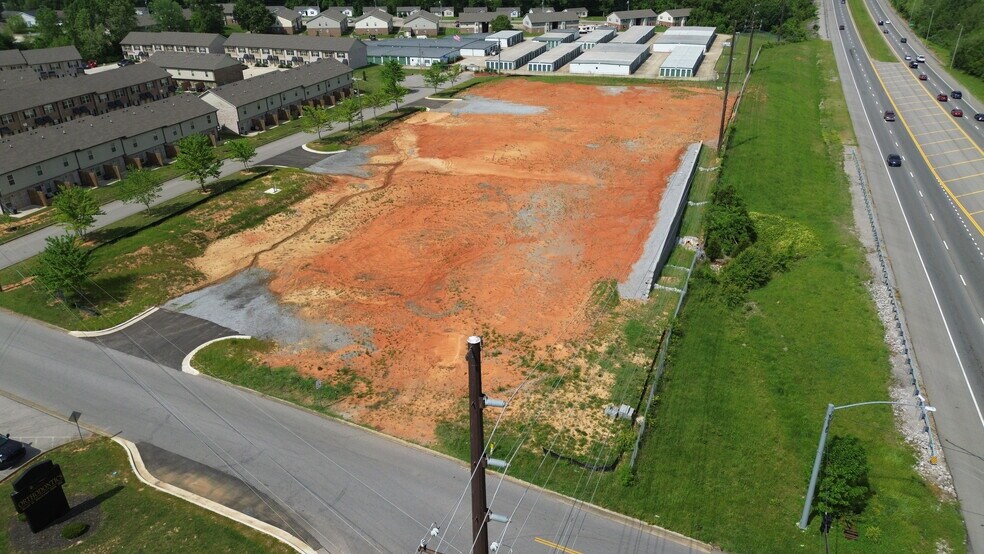 1260 Parkway Pl, Clarksville, TN à vendre - Photo du bâtiment - Image 2 de 4