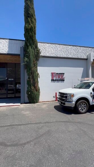 6656 Valjean Ave, Van Nuys, CA à louer - Photo du bâtiment - Image 2 de 5