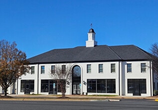 8780 Centreville Rd, Manassas, VA for lease Building Photo- Image 2 of 5