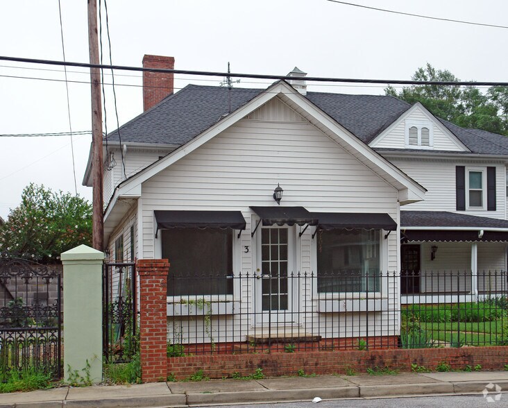 3 Cateechee Ave, Greenville, SC à louer - Photo du bâtiment - Image 3 de 3