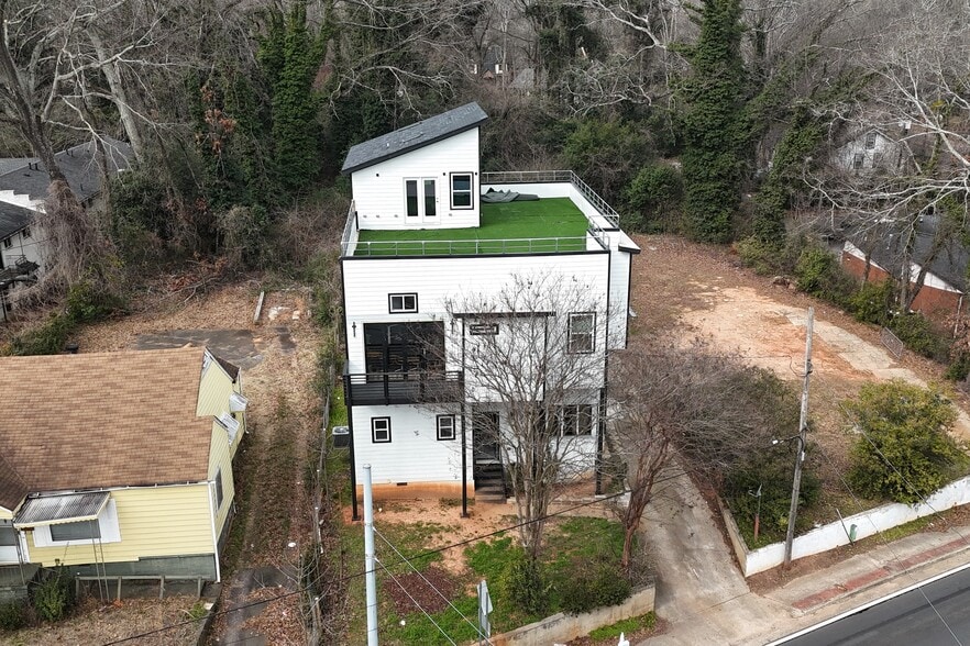 235 Candler Rd SE, Atlanta, GA for sale - Building Photo - Image 3 of 18