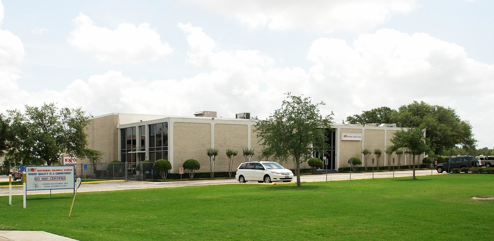 500 Industrial Blvd, Sugar Land, TX for sale - Primary Photo - Image 1 of 1