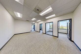676 Woodland Square Loop SE, Lacey, WA for lease Interior Photo- Image 1 of 9
