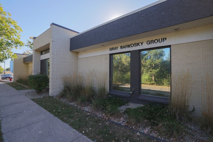 10740 Lyndale Ave S, Bloomington, MN à louer - Photo du bâtiment - Image 2 de 16