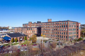 1082 Davol St, Fall River, MA - Aérien  Vue de la carte - Image1