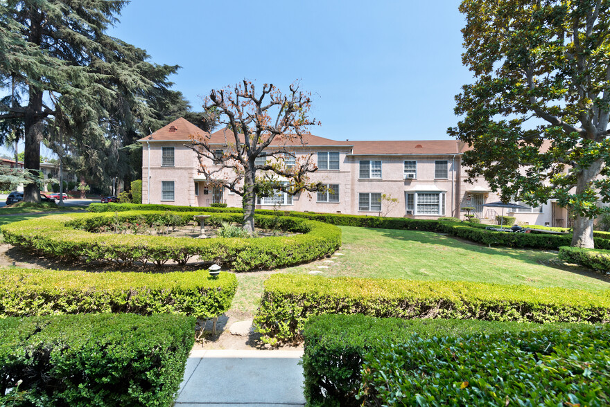 4626 - 4634 Los Feliz Boulevard, Los Angeles, CA à vendre - Photo du bâtiment - Image 1 de 1