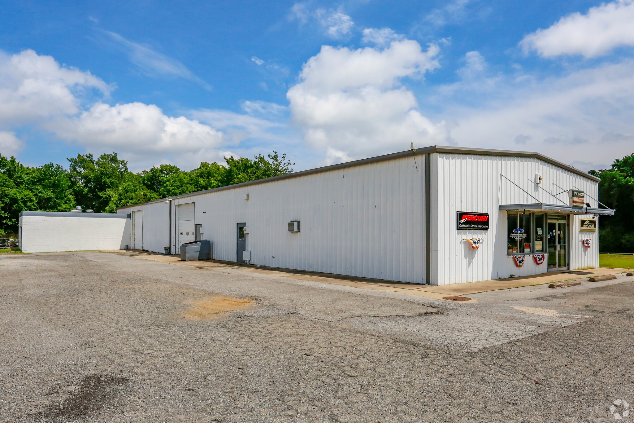 1902 N 11th St, Muskogee, OK for sale Primary Photo- Image 1 of 5