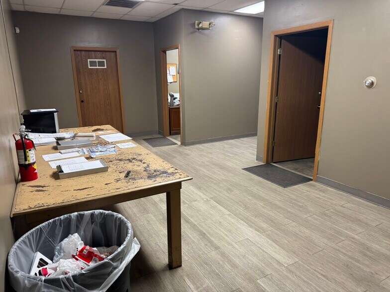 500 Shaw St, Des Moines, IA à vendre - Photo du bâtiment - Image 2 de 4