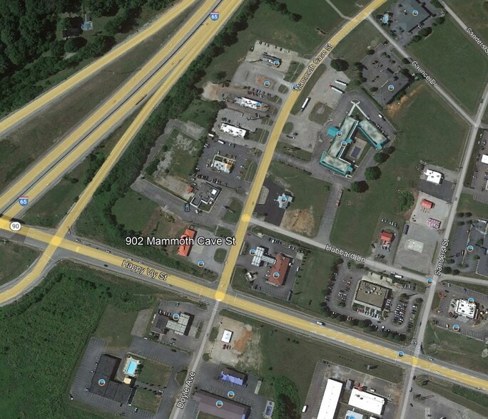 902 Mammoth Cave St, Cave City, KY à louer - Photo du bâtiment - Image 2 de 2