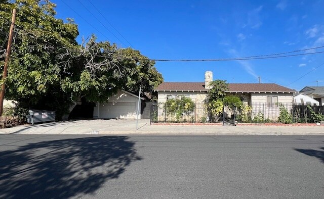 711 E Central Ave, San Gabriel, CA à vendre - Photo principale - Image 1 de 1