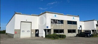Plus de détails pour 58 Avenue Des Bruyères, Décines-Charpieu - Local d'activités à louer