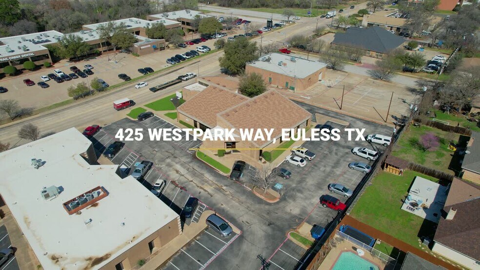 425 Westpark Way, Euless, TX à louer - Vidéo sur l’inscription commerciale - Image 2 de 15
