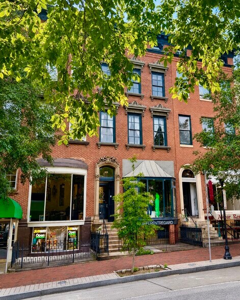 825 N Charles St, Baltimore, MD à vendre - Photo du bâtiment - Image 1 de 25