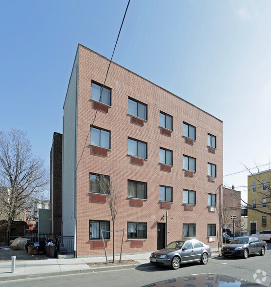 729 E 212th, Bronx, NY for sale - Primary Photo - Image 1 of 5