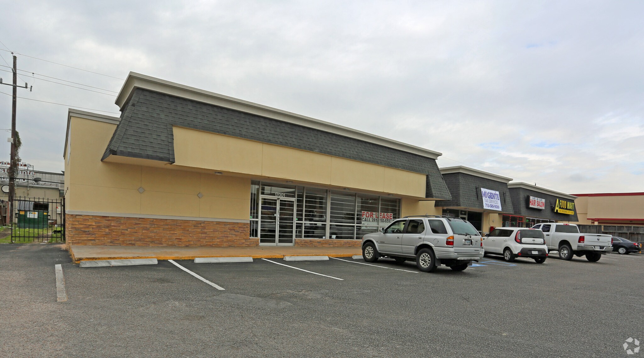 17001-17015 Rolling Creek Dr, Houston, TX à vendre Photo principale- Image 1 de 5