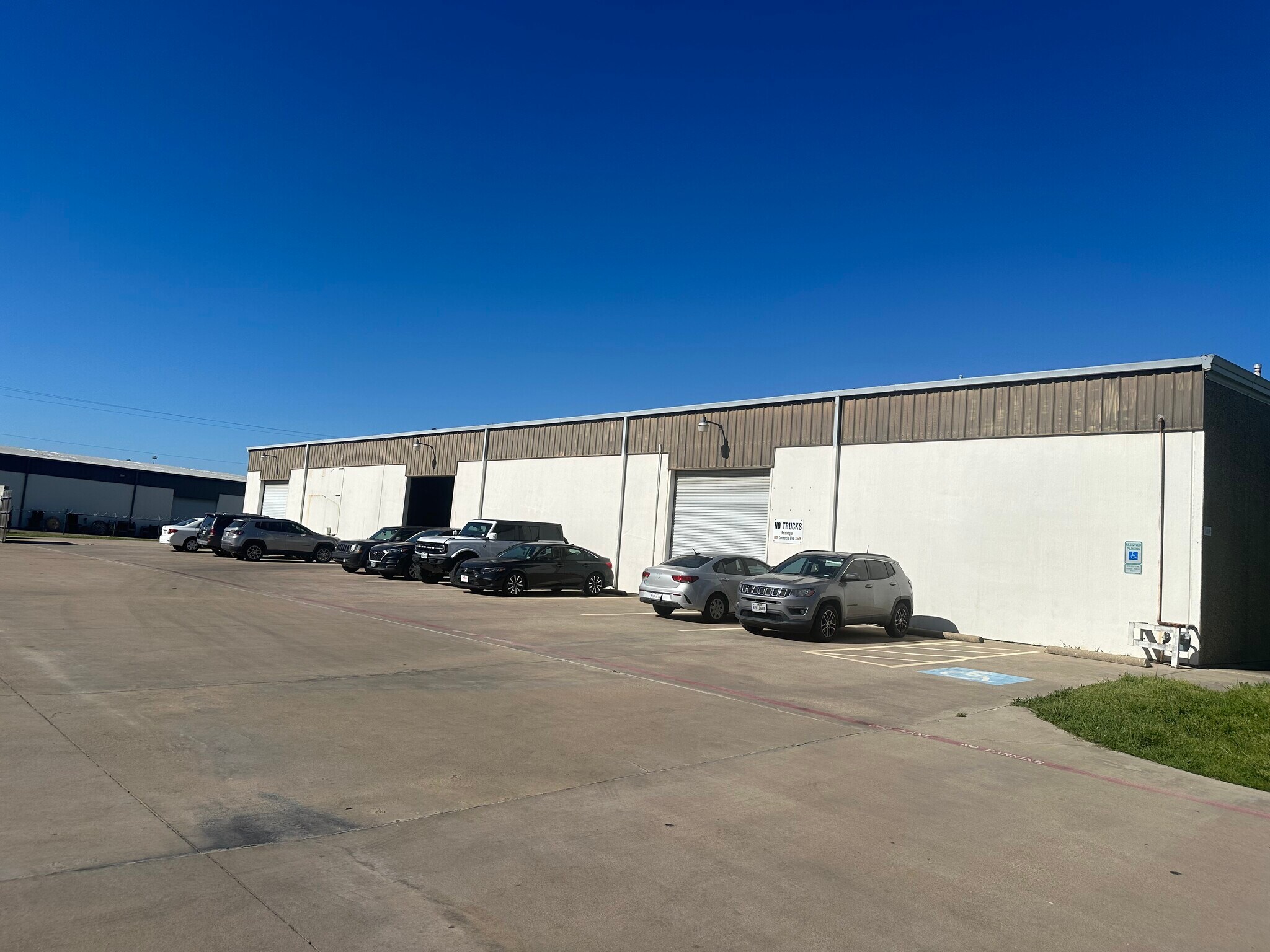 1014 Commercial Blvd N, Arlington, TX à louer Photo principale- Image 1 de 10