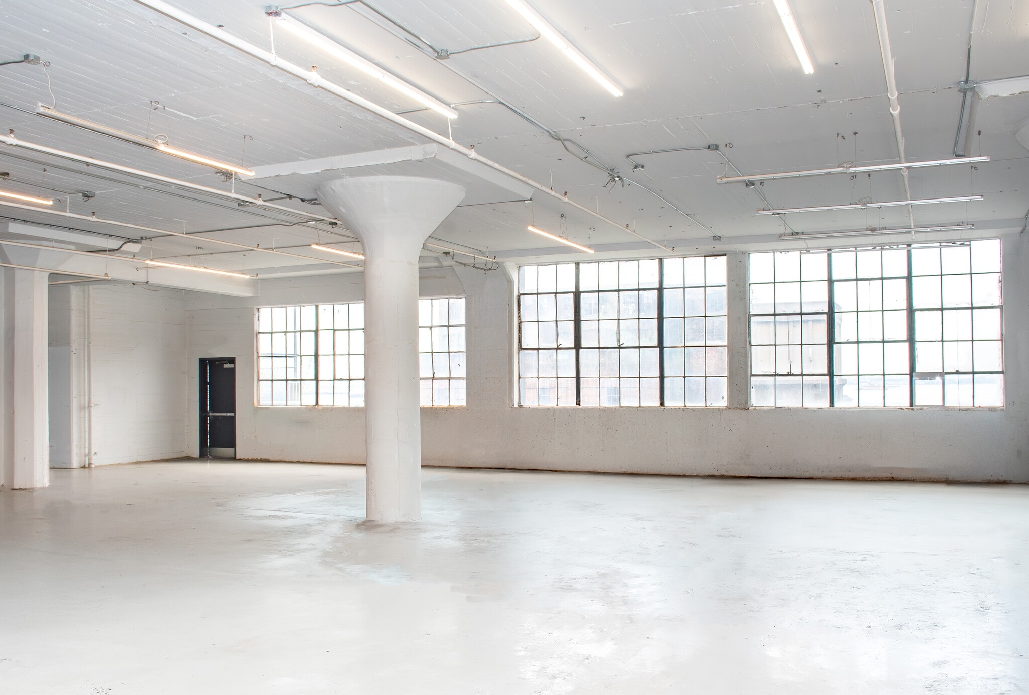 4000-4014 1st Ave, Brooklyn, NY for lease Interior Photo- Image 1 of 3