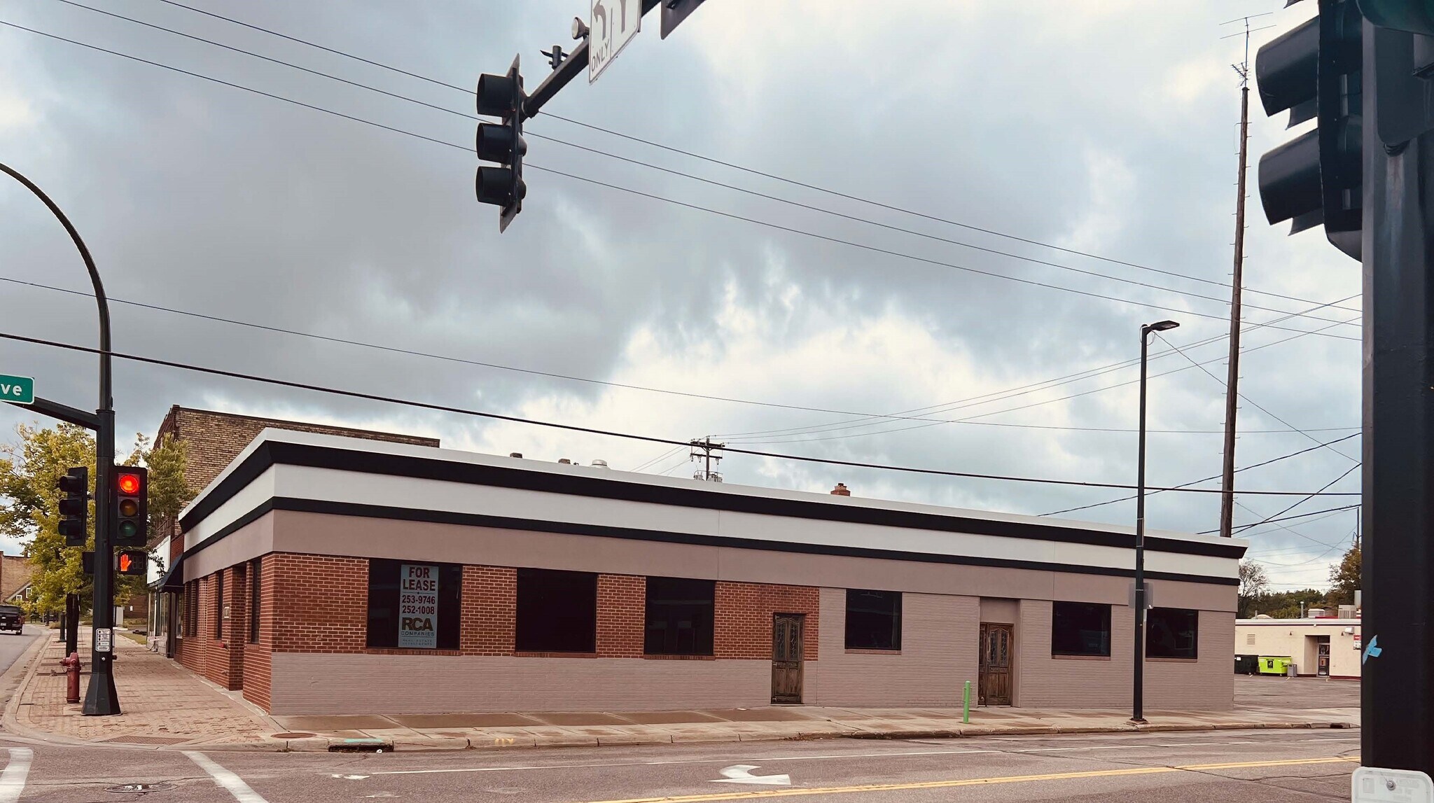 423 Saint Germain St E, Saint Cloud, MN for lease Building Photo- Image 1 of 6