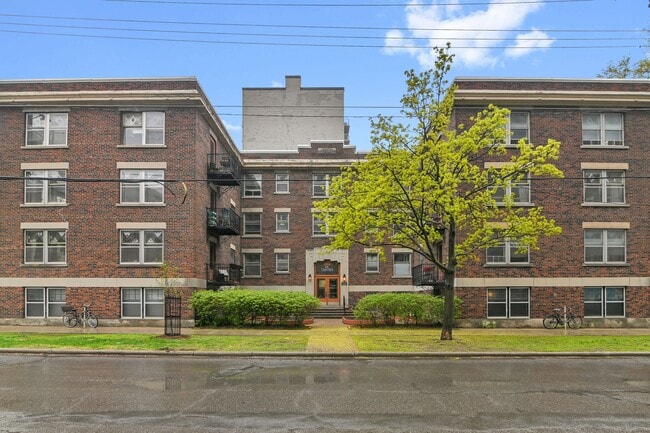 Plus de détails pour 61 Cartier St, Ottawa, ON - Multi-résidentiel à vendre