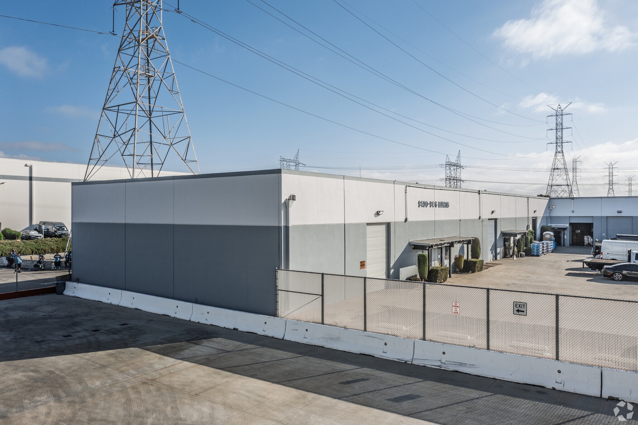 9400 Burtis St, South Gate, CA for lease Primary Photo- Image 1 of 8
