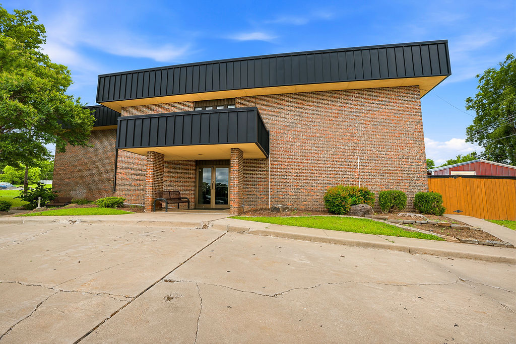 1414 Arlington St, Ada, OK for lease Primary Photo- Image 1 of 19